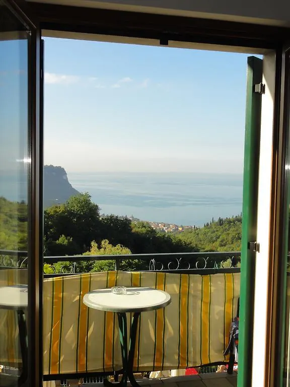 Affittacamere Battistoli Costermano sul Garda 0*,